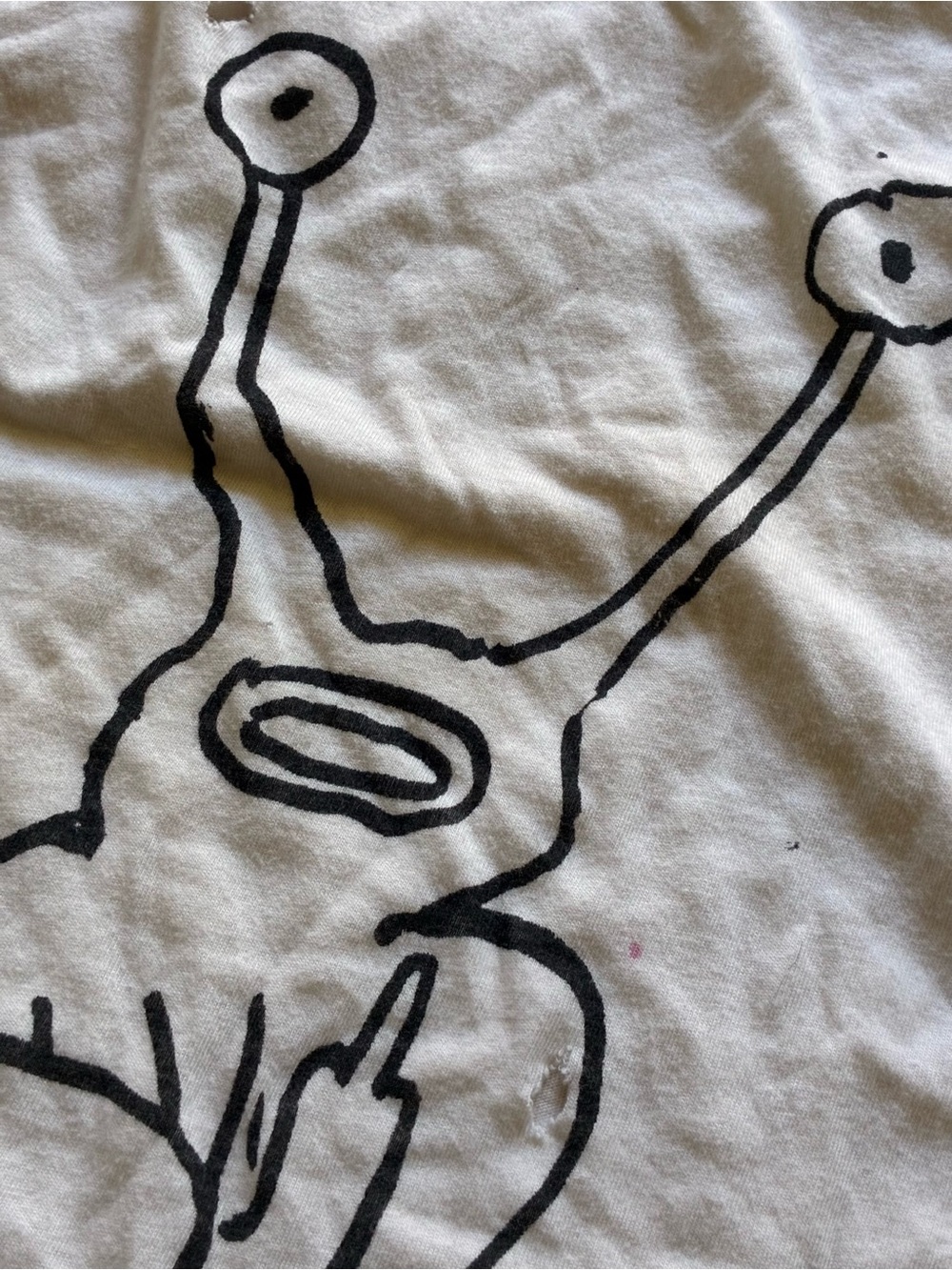 UNIF Alien Distressed Graphic Print Men’s M White Sleeveless muscle T-Shirt